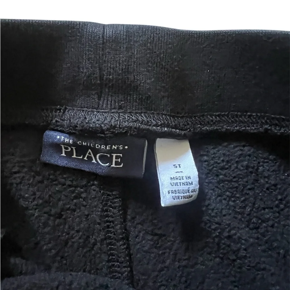 Children’s Place Boys Black Jogger Sweatpants | 5T